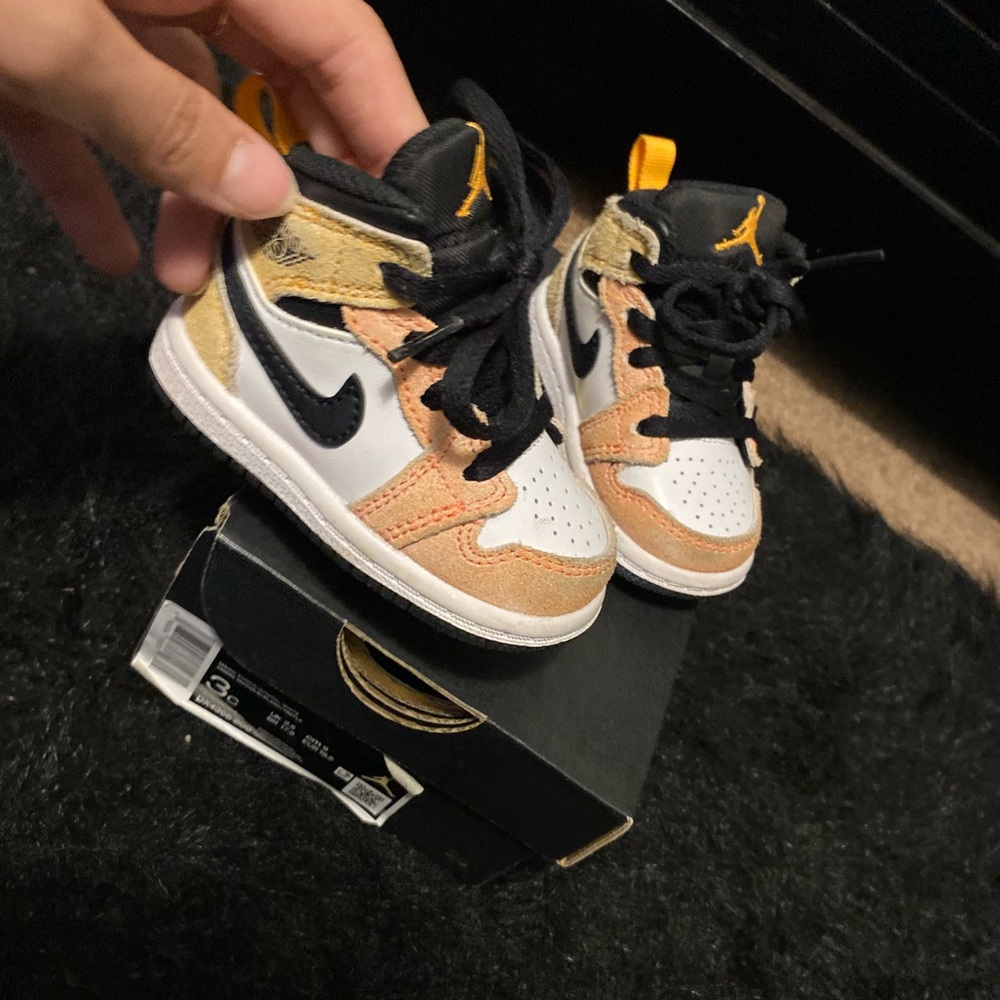 Jordan Kids Sneakers - Black, White, Tan